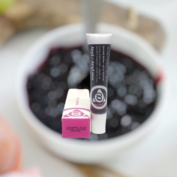 Crushed Plum Jelly Lip Gloss - Mary Kay Discontinued Limited Edition - Picture 7 of 8